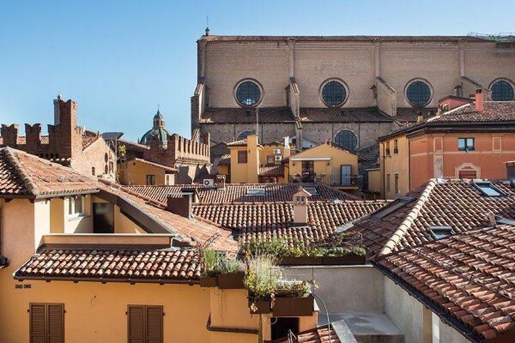 SUITE DELUXE SULLA VIA DELLA SETA Art Hotel Orologio Bologna, Italia SUITE DELUXE SULLA VIA DELLA SETA Art Hotel Orologio Bologna, Italia