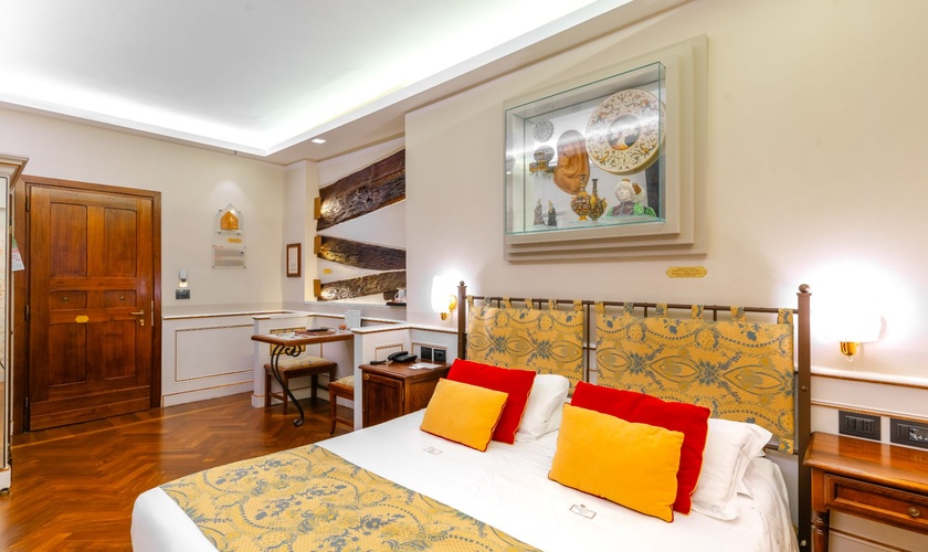 Camera Doppia Deluxe Art Hotel Commercianti Bologna Camera Doppia Deluxe Art Hotel Commercianti Bologna