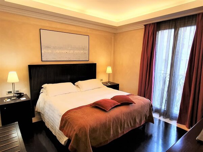 Camera doppia classic art hotel novecento bologna Camera doppia classic art hotel novecento bologna