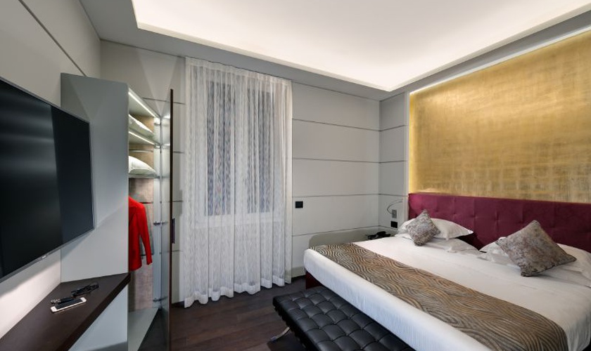 Luxury apartments Art Hotel Commercianti Bologna Luxury apartments Art Hotel Commercianti Bologna