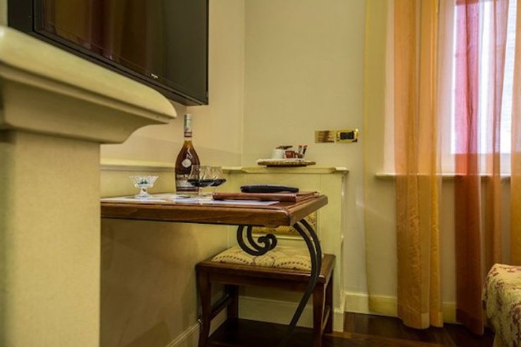 Camera doppia classic art hotel commercianti bologna Camera doppia classic art hotel commercianti bologna