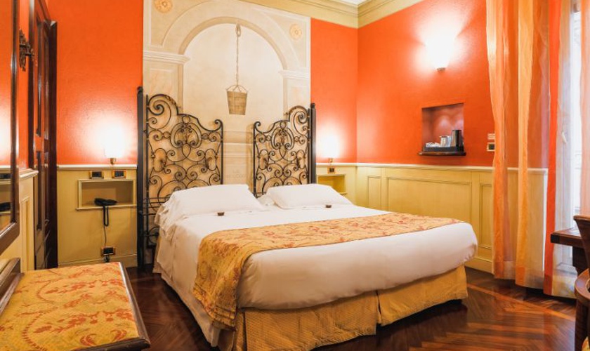 Camera doppia deluxe con terrazzo Art Hotel Commercianti Bologna Camera doppia deluxe con terrazzo Art Hotel Commercianti Bologna