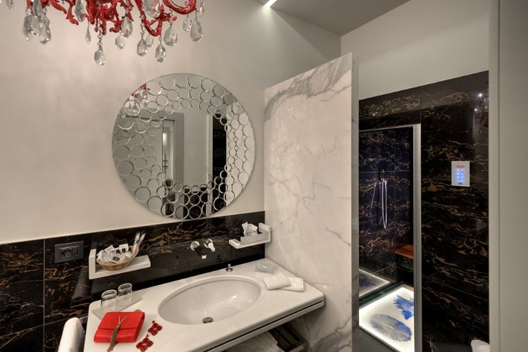 LUXURY APARTMENTS Art Hotel Commercianti Bologna, Italia LUXURY APARTMENTS Art Hotel Commercianti Bologna, Italia