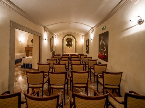 SALA DEL POZZO Art Hotel Commercianti Bologna, Italia SALA DEL POZZO Art Hotel Commercianti Bologna, Italia