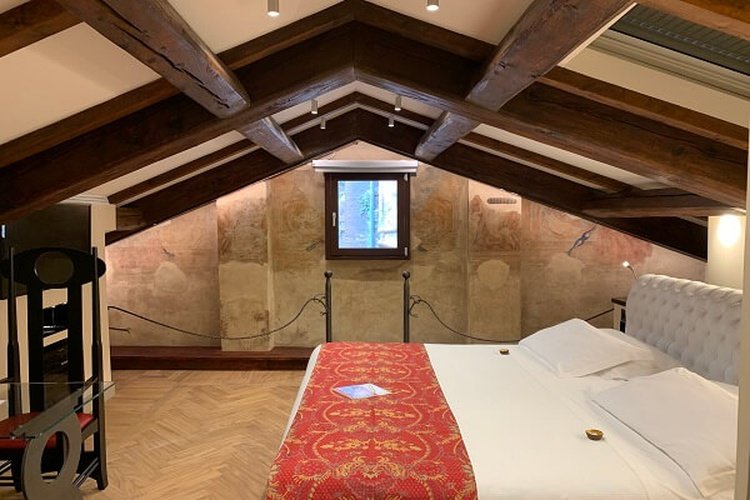 SUITE Art Hotel Commercianti Bologna, Italia SUITE Art Hotel Commercianti Bologna, Italia