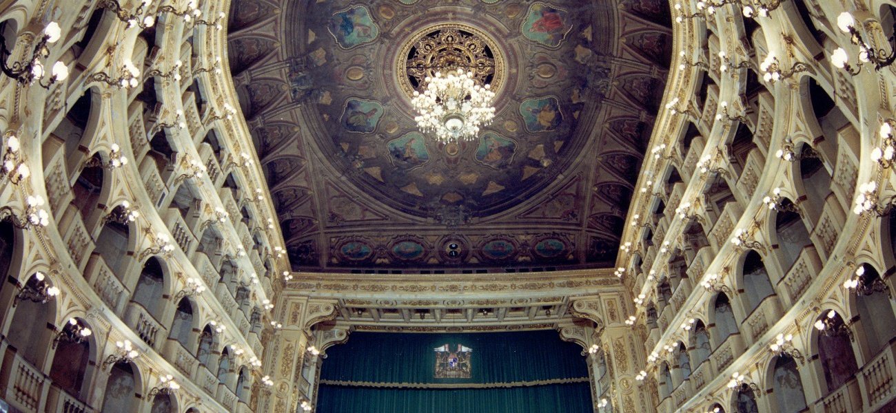 TEATRO COMUNALE - OPERA STAGIONE TEATRO COMUNALE - OPERA STAGIONE