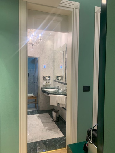 Luxury apartments battibecco art hotel commercianti bologna Luxury apartments battibecco art hotel commercianti bologna