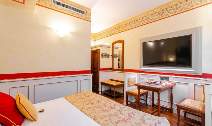 Camera Doppia Deluxe Art Hotel Commercianti Bologna Camera Doppia Deluxe Art Hotel Commercianti Bologna