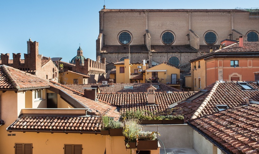 Suite deluxe sulla via della seta  Art Hotel Orologio Bologna