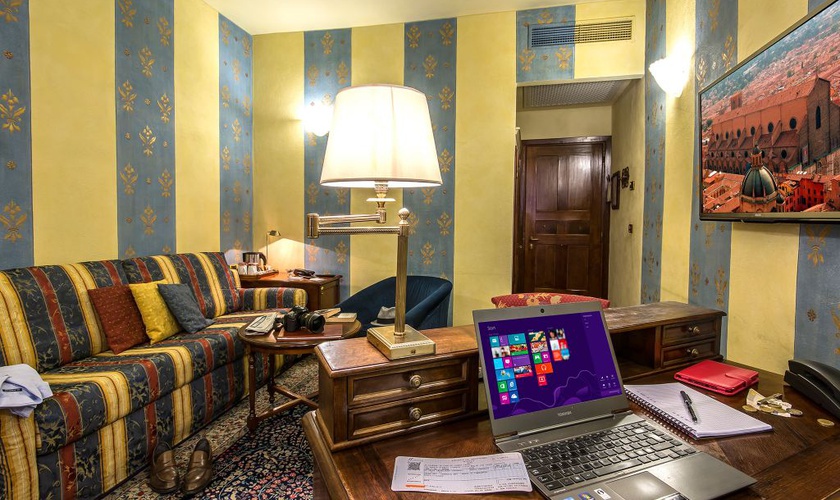 Suite  Art Hotel Commercianti Bologna