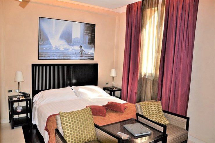 Art suite art hotel novecento bologna Art suite art hotel novecento bologna