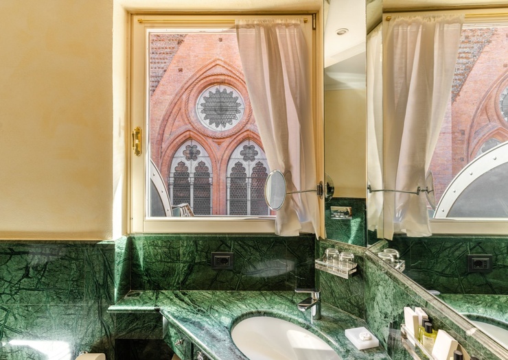 Camera Doppia Deluxe con Terrazzo Art Hotel Commercianti Bologna Camera Doppia Deluxe con Terrazzo Art Hotel Commercianti Bologna
