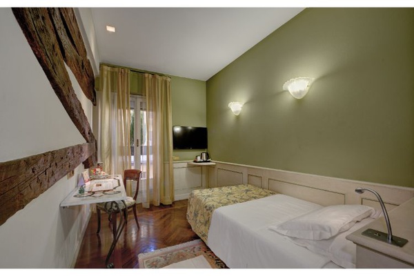 Camera Singola  Art Hotel Commercianti a Bologna