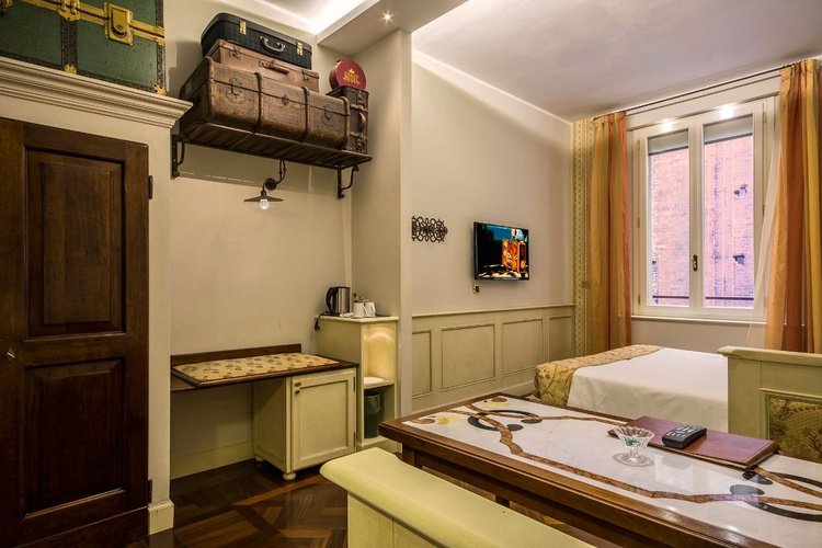 Camera doppia classic art hotel commercianti bologna Camera doppia classic art hotel commercianti bologna