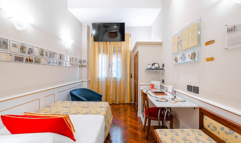 Camera Singola Art Hotel Commercianti Bologna Camera Singola Art Hotel Commercianti Bologna