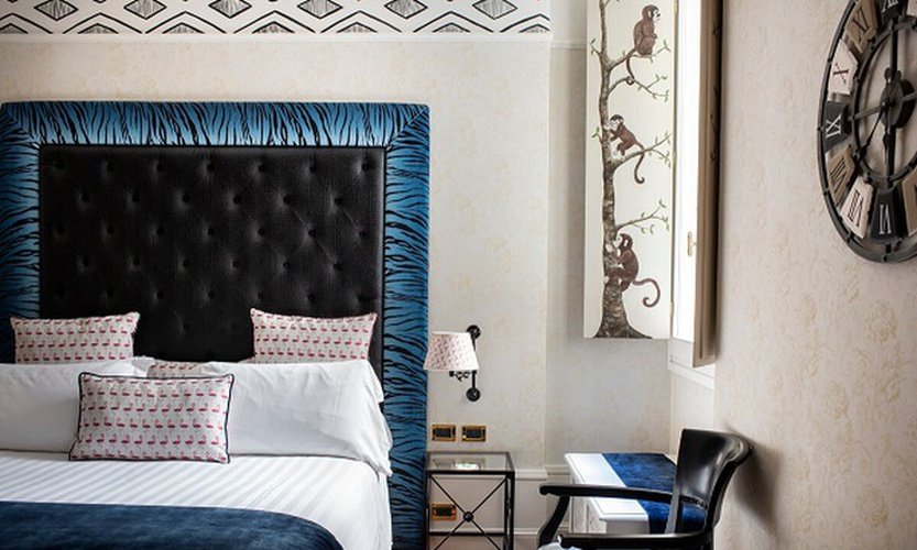 JUNIOR LA CROCE DEL SUD Art Hotel Orologio Bologna, Italia JUNIOR LA CROCE DEL SUD Art Hotel Orologio Bologna, Italia
