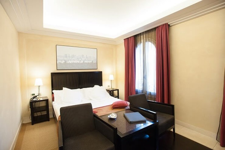 CAMERA DOPPIA CLASSIC Art Hotel Novecento Bologna, Italia CAMERA DOPPIA CLASSIC Art Hotel Novecento Bologna, Italia