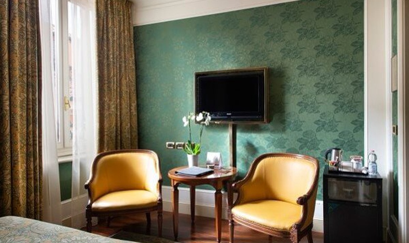 Camera classic Art Hotel Orologio Bologna Camera classic Art Hotel Orologio Bologna