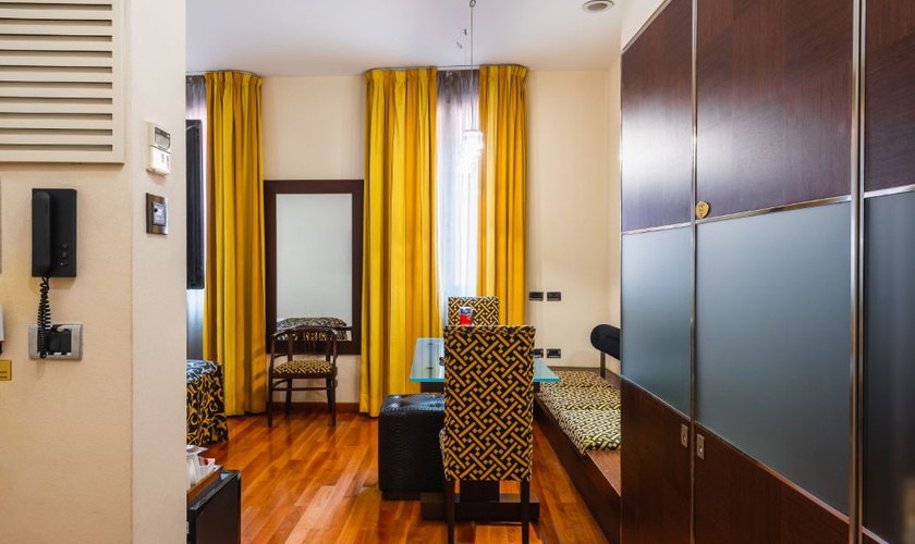 Appartamento art studio Art Hotel Commercianti Bologna Appartamento art studio Art Hotel Commercianti Bologna