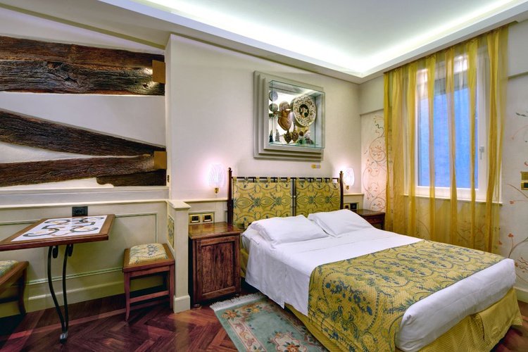 Camera doppia classic art hotel commercianti bologna Camera doppia classic art hotel commercianti bologna