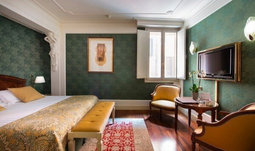 Camera classic Art Hotel Orologio Bologna Camera classic Art Hotel Orologio Bologna