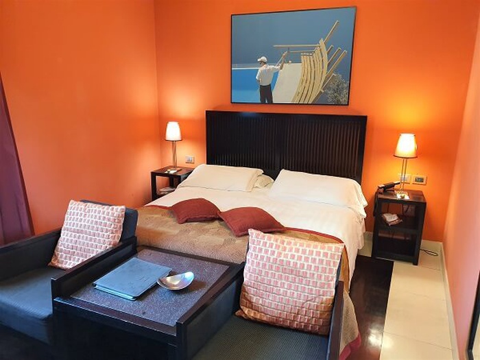Camera doppia classic art hotel novecento bologna Camera doppia classic art hotel novecento bologna