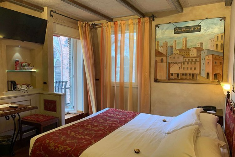 CAMERA DOPPIA DELUXE Art Hotel Commercianti Bologna, Italia CAMERA DOPPIA DELUXE Art Hotel Commercianti Bologna, Italia