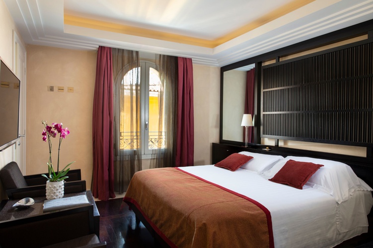 Camera doppia prestige art hotel novecento bologna Camera doppia prestige art hotel novecento bologna
