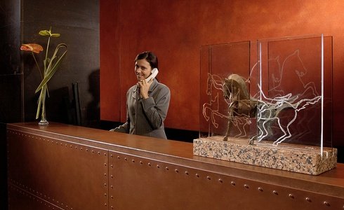 RECEPTION 24-ORE Art Hotel Novecento a Bologna, Italia RECEPTION 24-ORE Art Hotel Novecento a Bologna, Italia