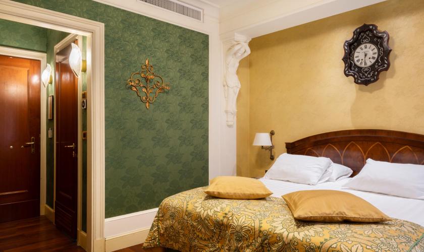 Camera Classic Art Hotel Orologio Bologna Camera Classic Art Hotel Orologio Bologna