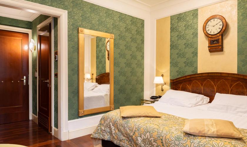Camera Classic Art Hotel Orologio Bologna Camera Classic Art Hotel Orologio Bologna
