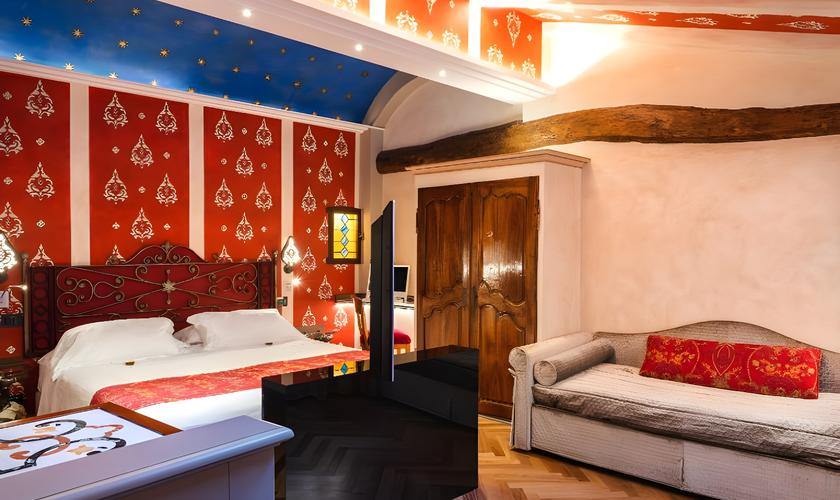 Junior Suite Deluxe Art Hotel Commercianti Bologna Junior Suite Deluxe Art Hotel Commercianti Bologna