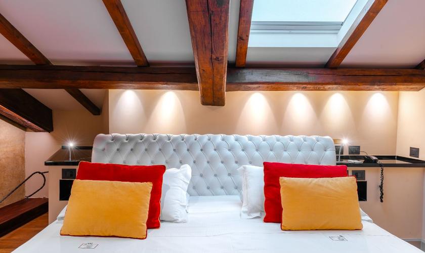Suite Art Hotel Commercianti Bologna Suite Art Hotel Commercianti Bologna