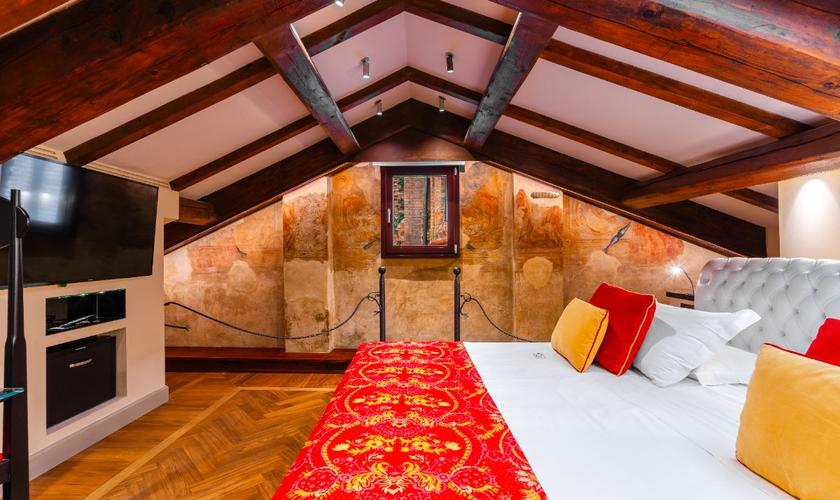 Suite Art Hotel Commercianti Bologna Suite Art Hotel Commercianti Bologna